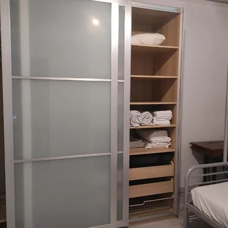 Lori's Country Levkákia