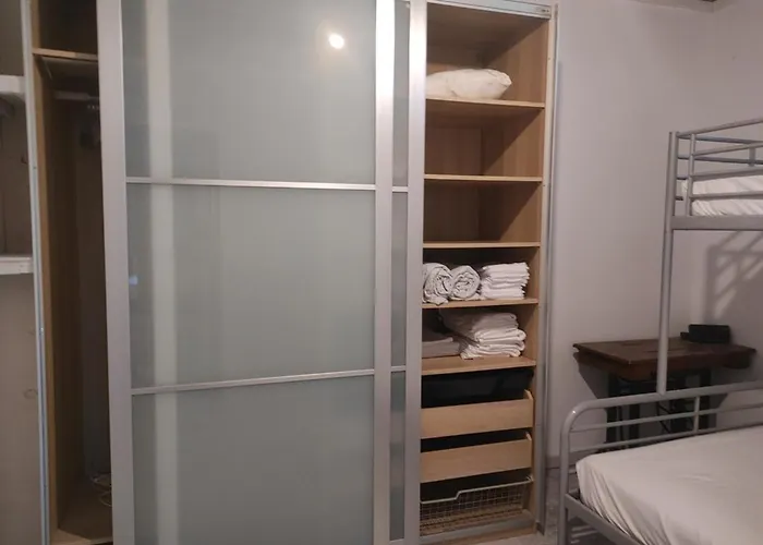 Lori's Country Levkákia