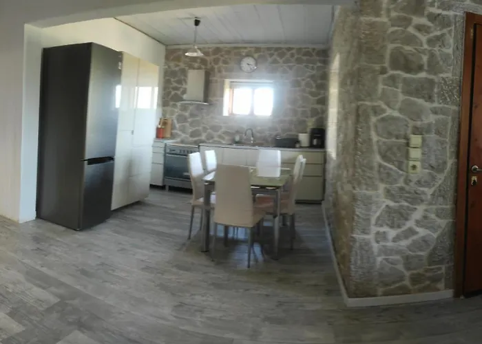 Lori's Country Levkákia